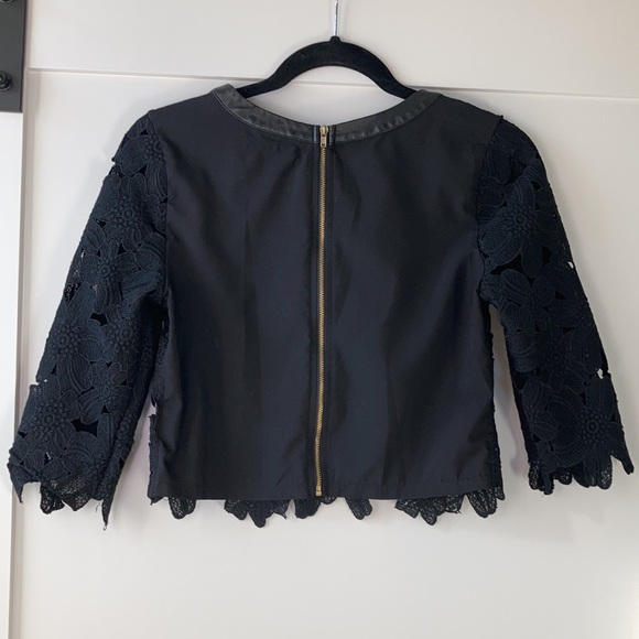 Macrame Cropped Top - Picture 3 of 3